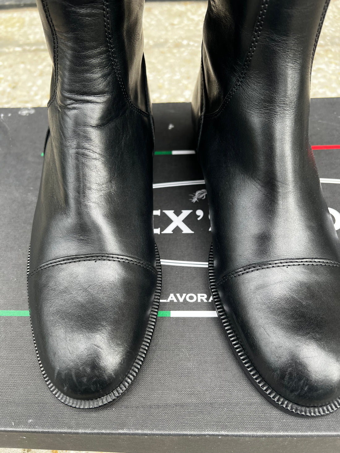 Alex's Boots Adrianus Zip, Black with Patent Tops, Size US 9 EU 40S